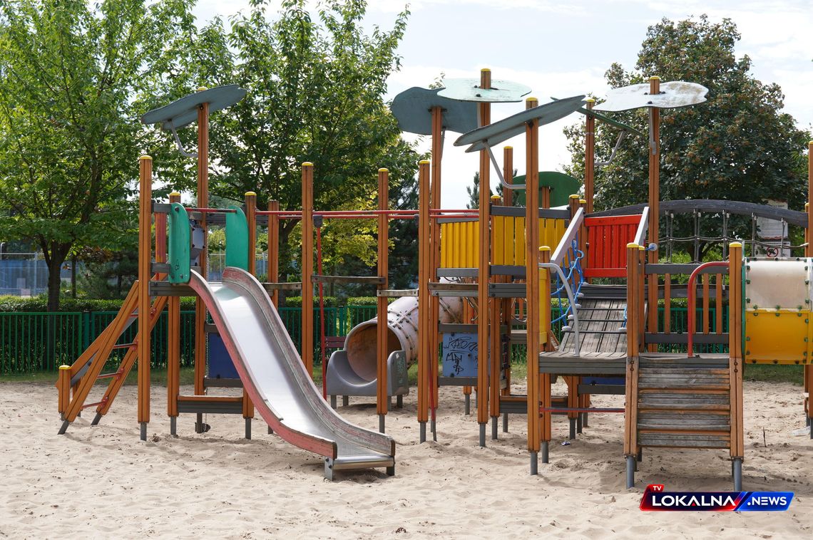 Szanujmy wspólną przestrzeń. Apel w sprawie placów zabaw Szanujmy wspólną przestrzeń. Apel w sprawie placów zabaw
