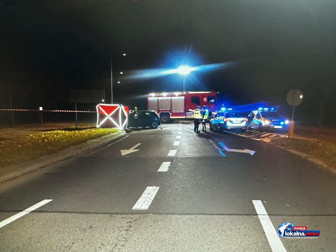 Tragiczny wypadek w gminie Kleszczów. 21-letni mieszkaniec powiatu bełchatowskiego zginął na miejscu Tragiczny wypadek w gminie Kleszczów. 21-letni mieszkaniec powiatu bełchatowskiego zginął na miejscu