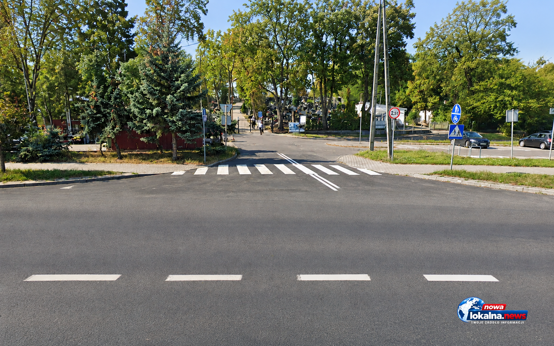 Wszystkich Świętych w Bełchatowie. Zmiany w ruchu przy cmentarzu i objazd dla autobusów Wszystkich Świętych w Bełchatowie. Zmiany w ruchu przy cmentarzu i objazd dla autobusów